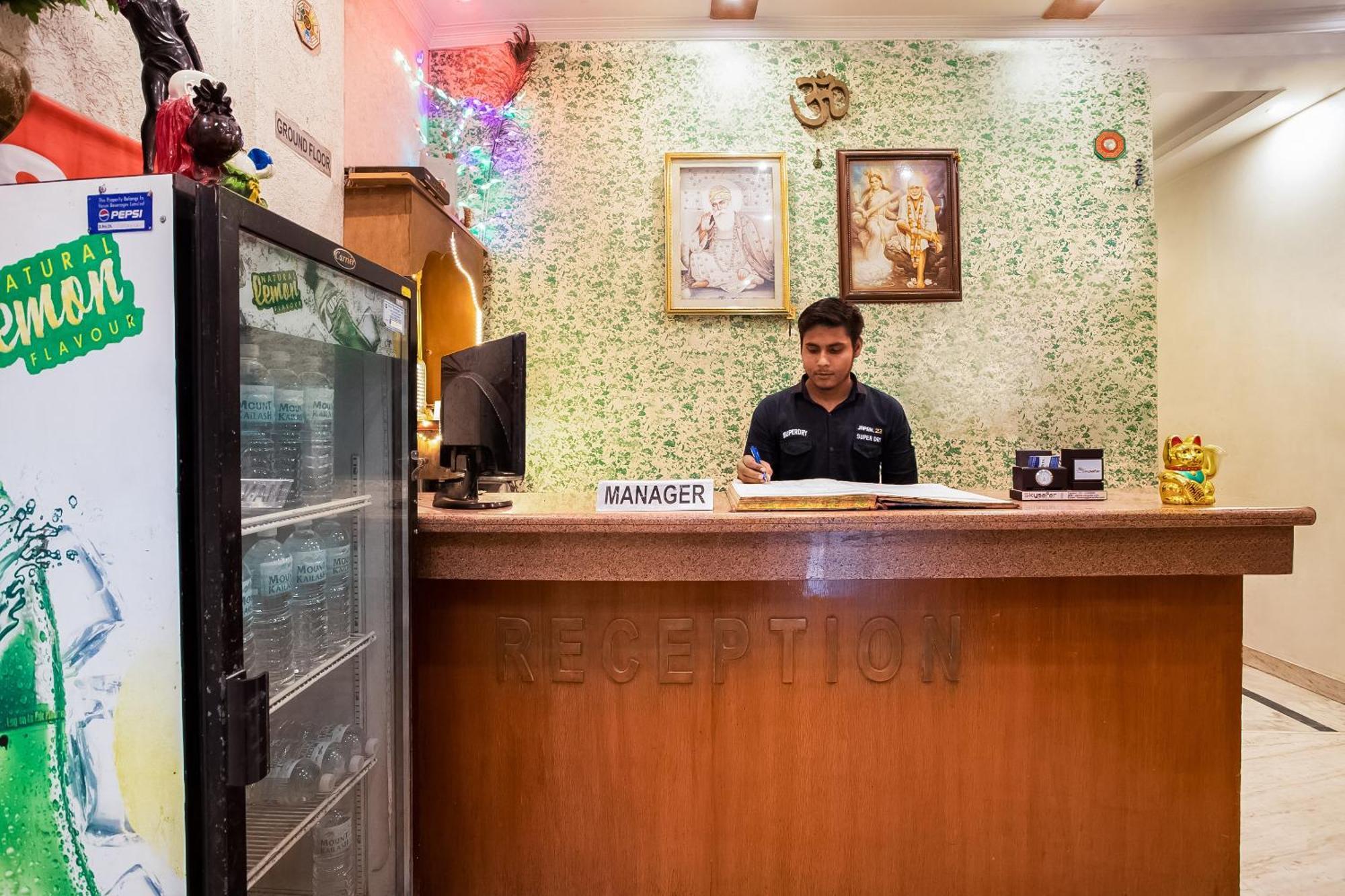 Hotel O City Inn Dx New Delhi Eksteriør billede